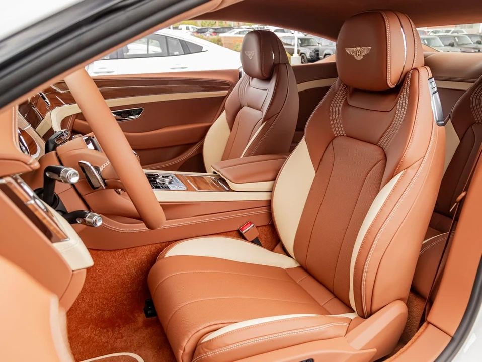 2026 Bentley Continental GT 4th Gen - Image 16 of 31