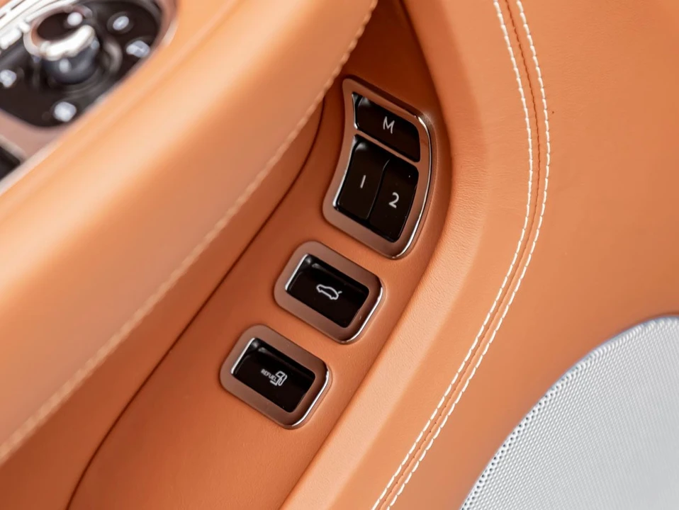 2026 Bentley Continental GT 4th Gen - Image 28 of 31