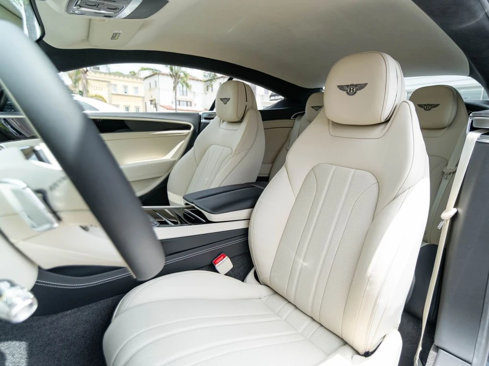 2026 Bentley Continental GT 4th Gen - Image 12 of 31
