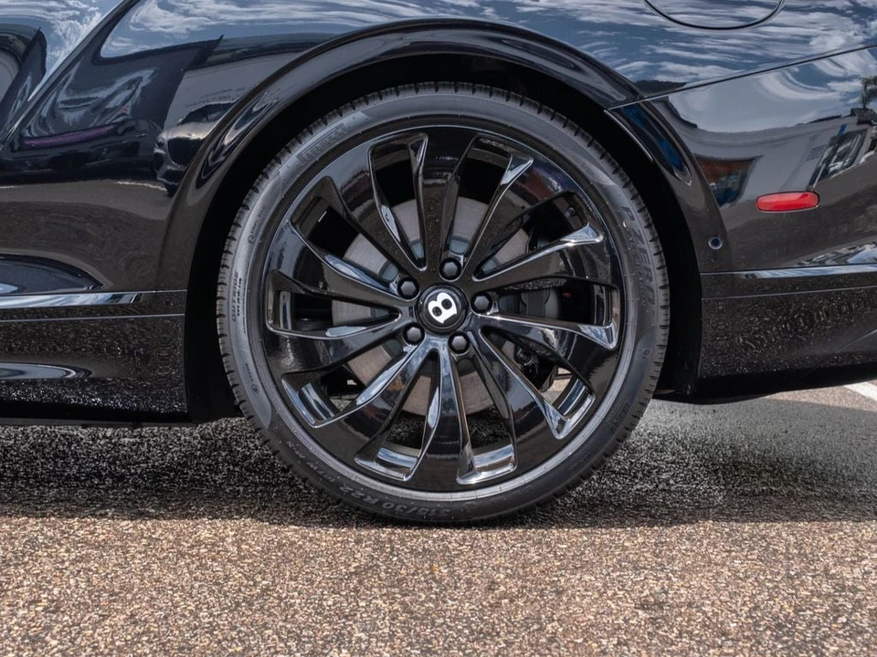 2026 Bentley Continental GT 4th Gen - Image 23 of 31