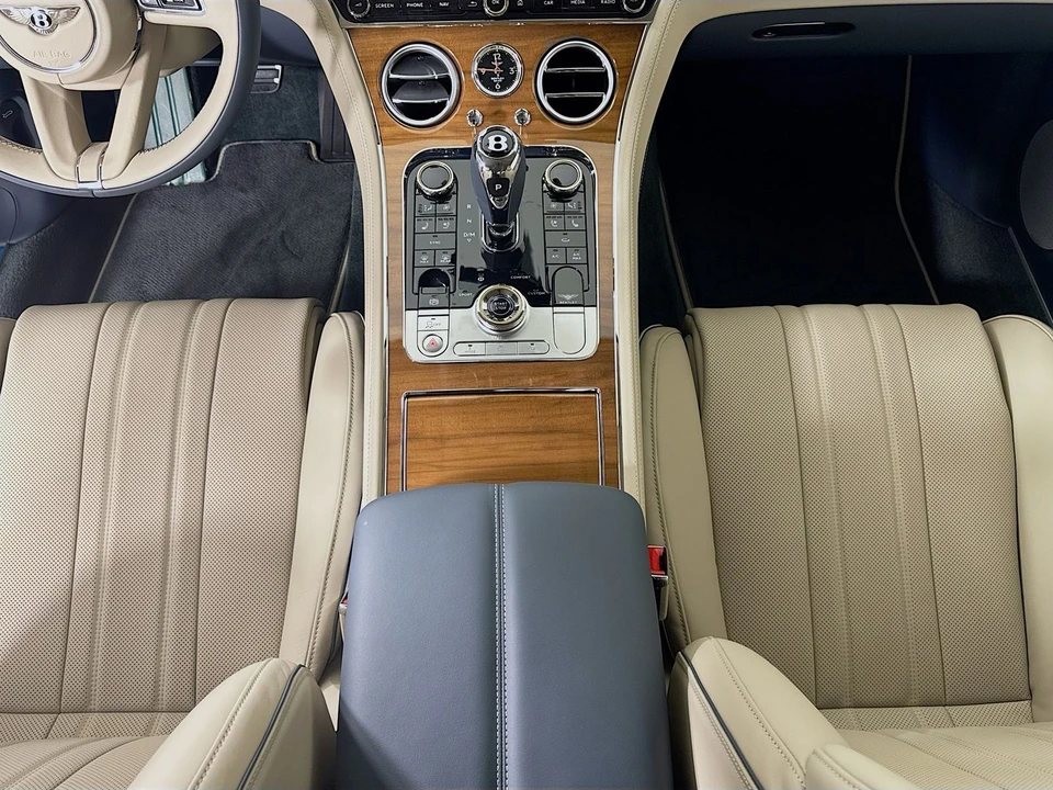 2026 Bentley Continental GT 3rd Gen - Image 22 of 27