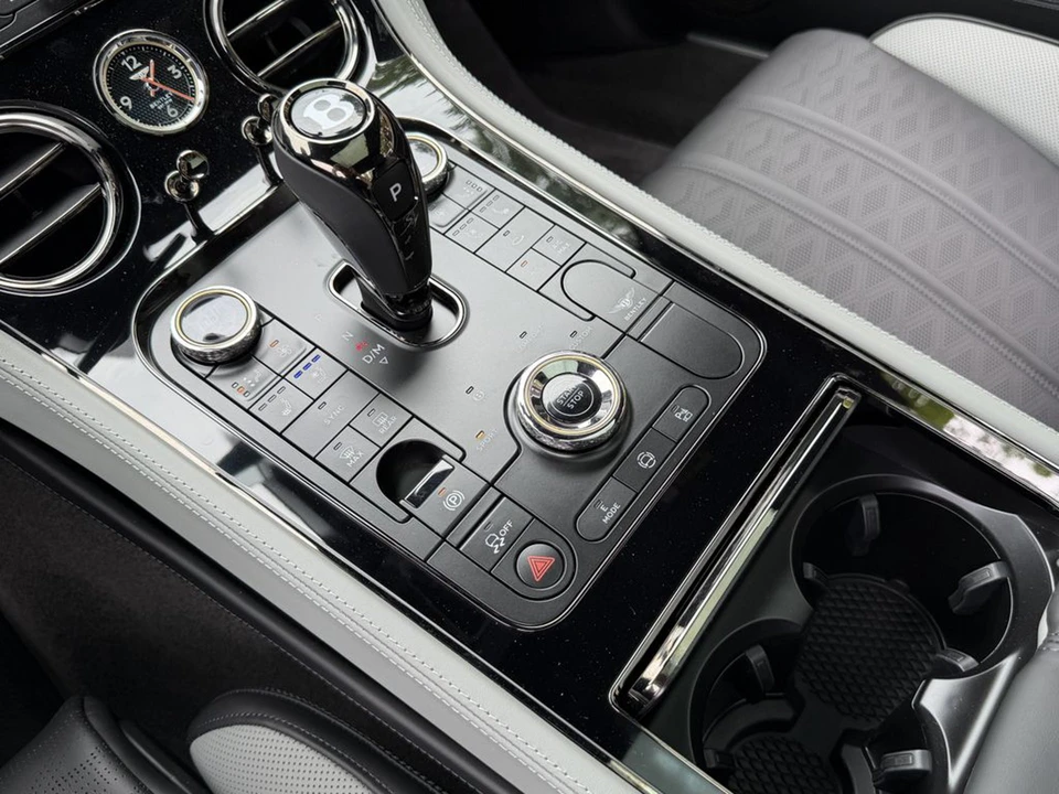2026 Bentley Continental GT Speed 4th Gen - Image 28 of 31