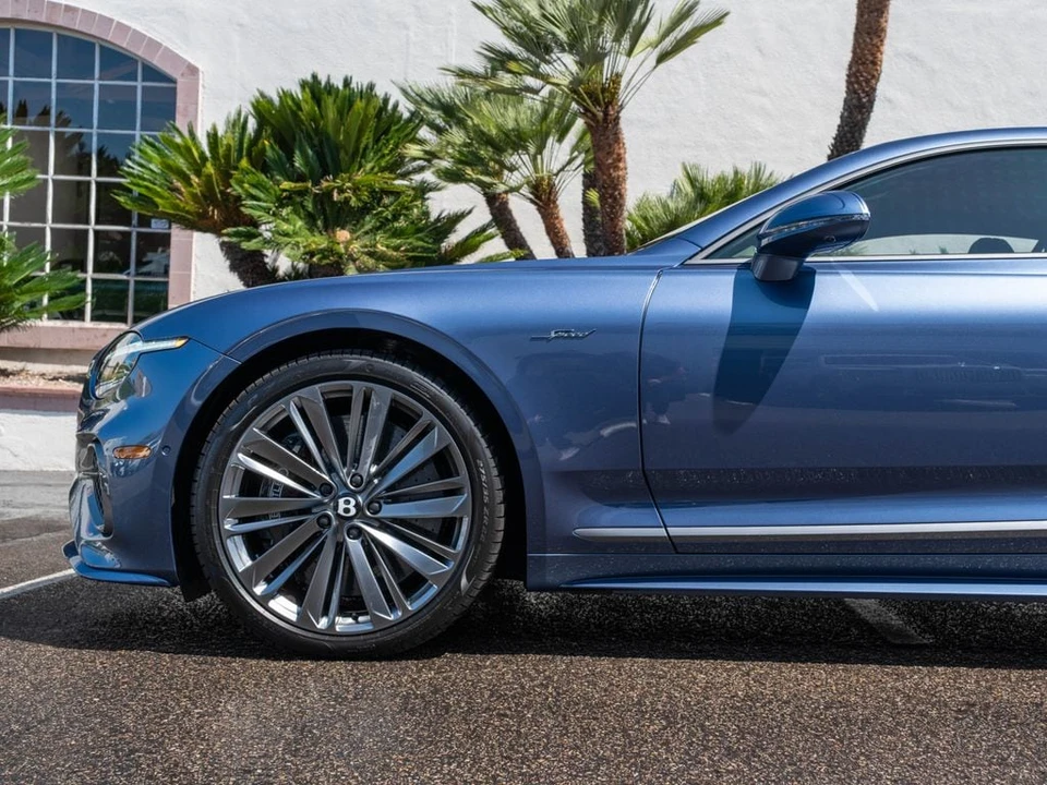 2026 Bentley Continental - Image 22 of 31