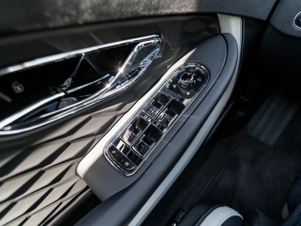 2026 Bentley Continental - Image 10 of 31