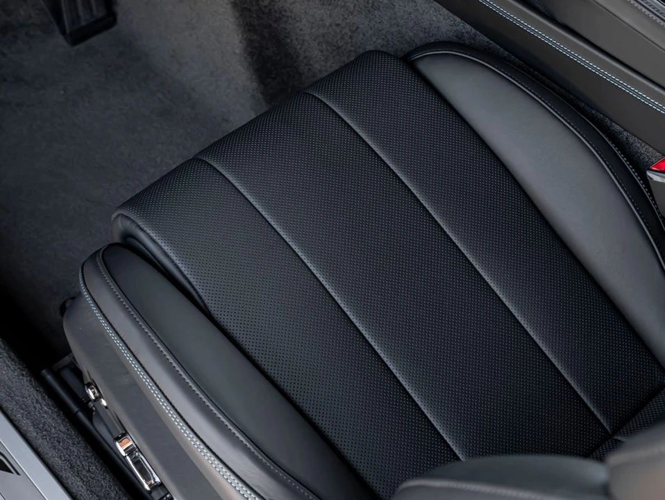2026 Bentley Continental GT 4th Gen - Image 17 of 31