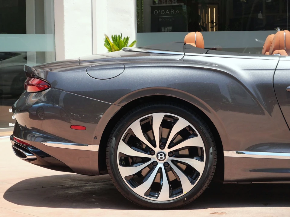 2026 Bentley Continental - Image 9 of 26