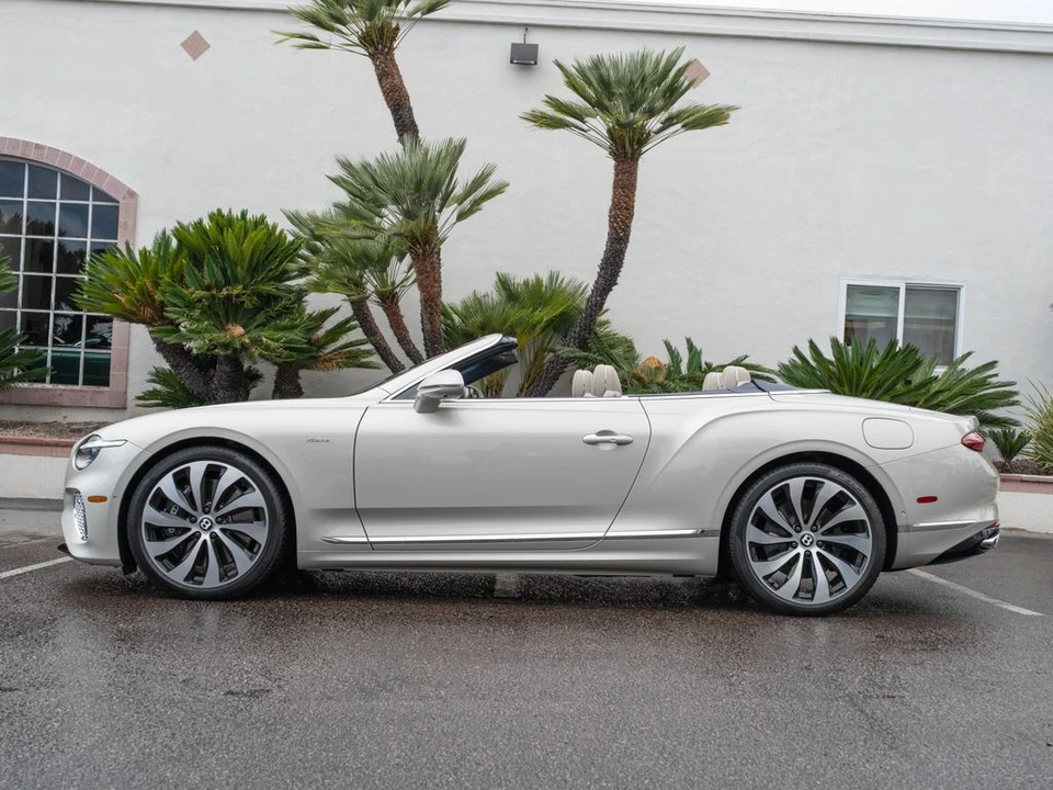 2026 Bentley Continental GTC - Image 5 of 31