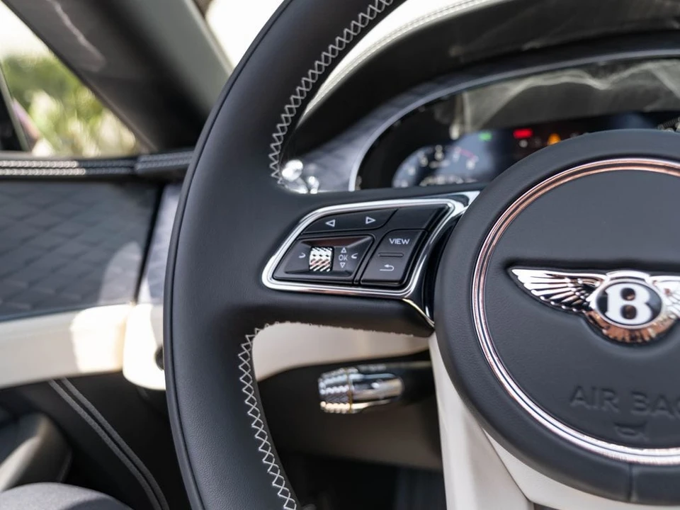 2026 Bentley Continental GTC - Image 8 of 31
