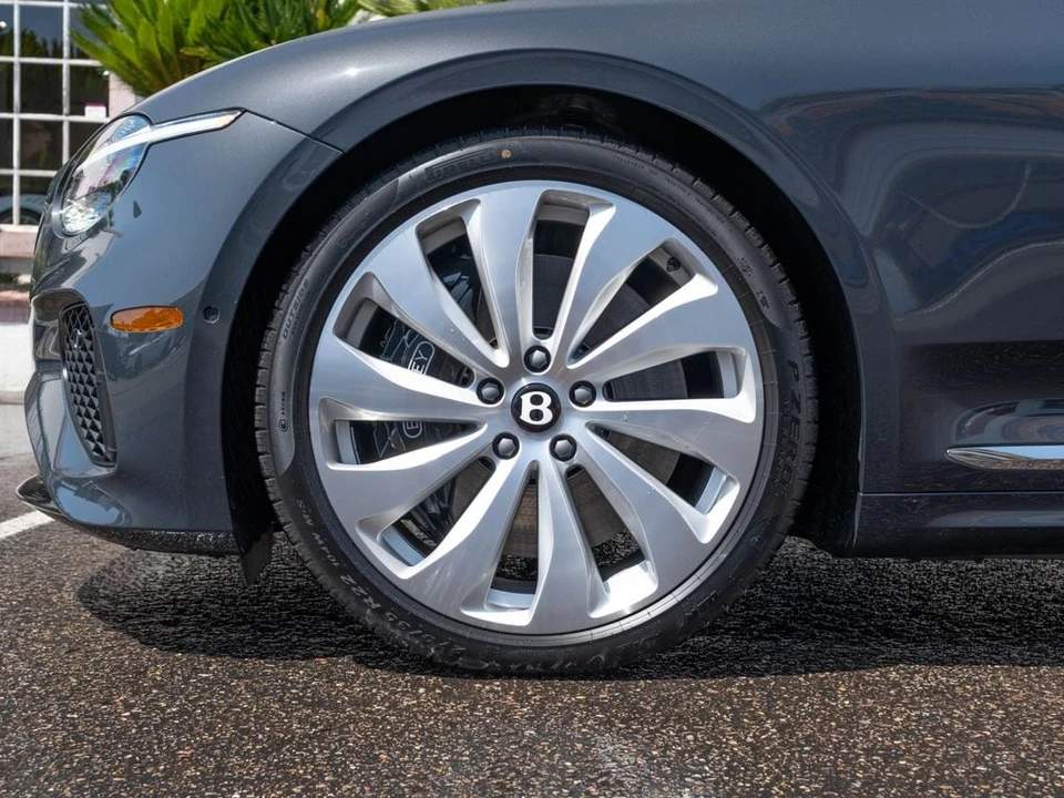 2026 Bentley Continental GTC - Image 27 of 31