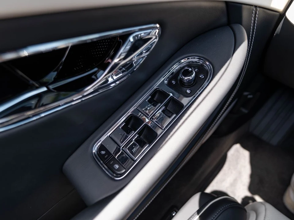 2026 Bentley Continental GTC - Image 14 of 31