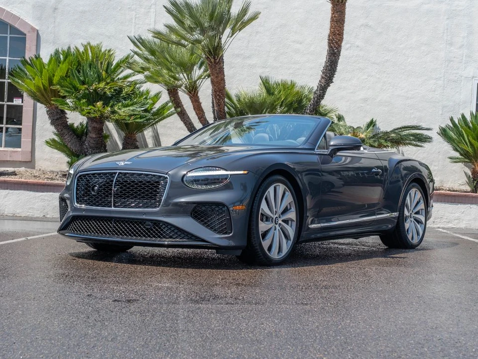 2026 Bentley Continental GTC - Image 29 of 31