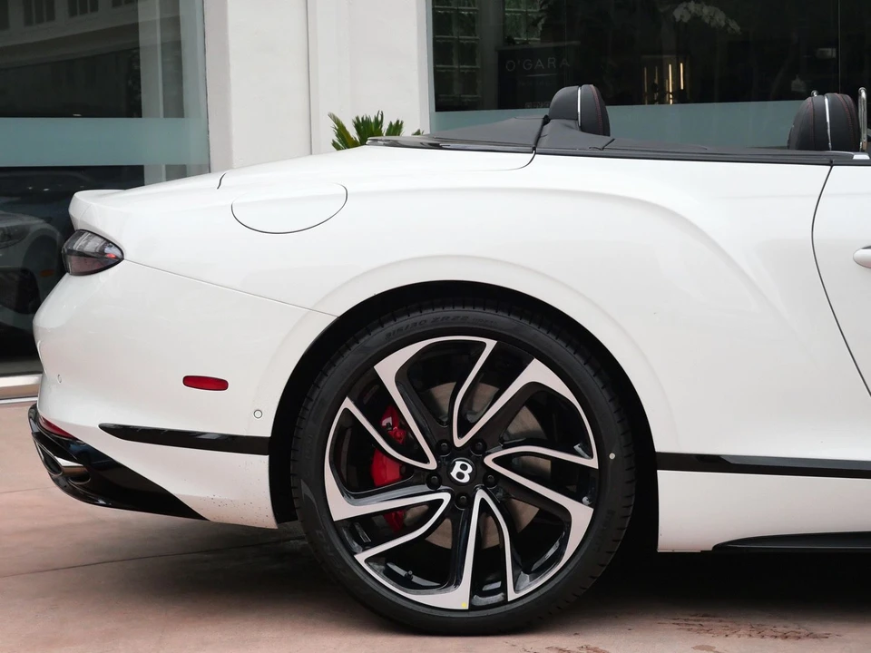 2026 Bentley Continental GTC - Image 10 of 25