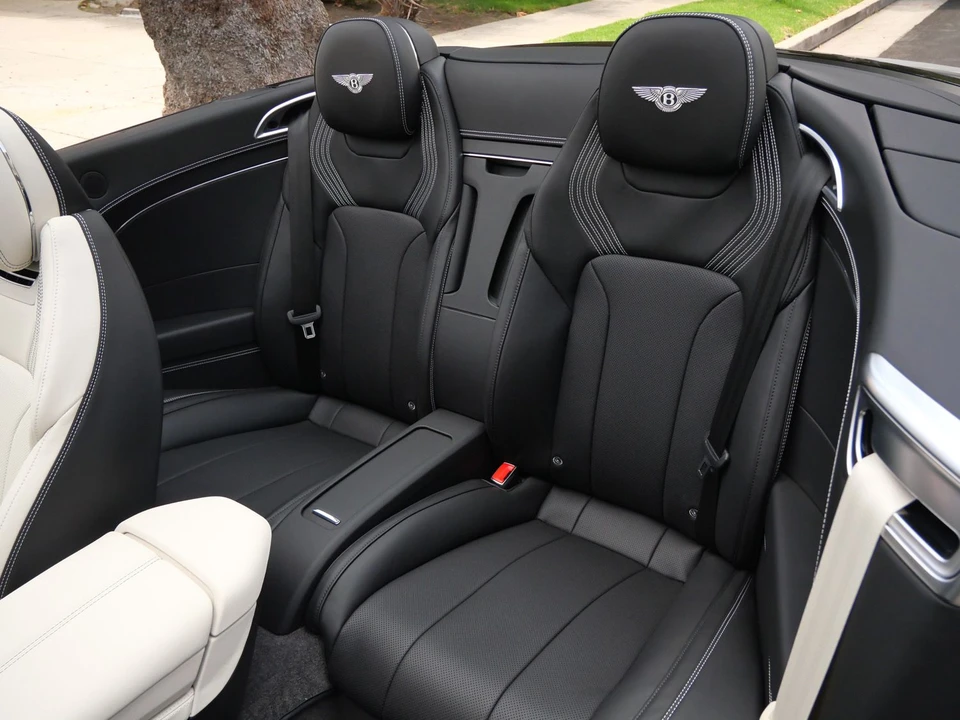 2026 Bentley Continental GTC - Image 19 of 25