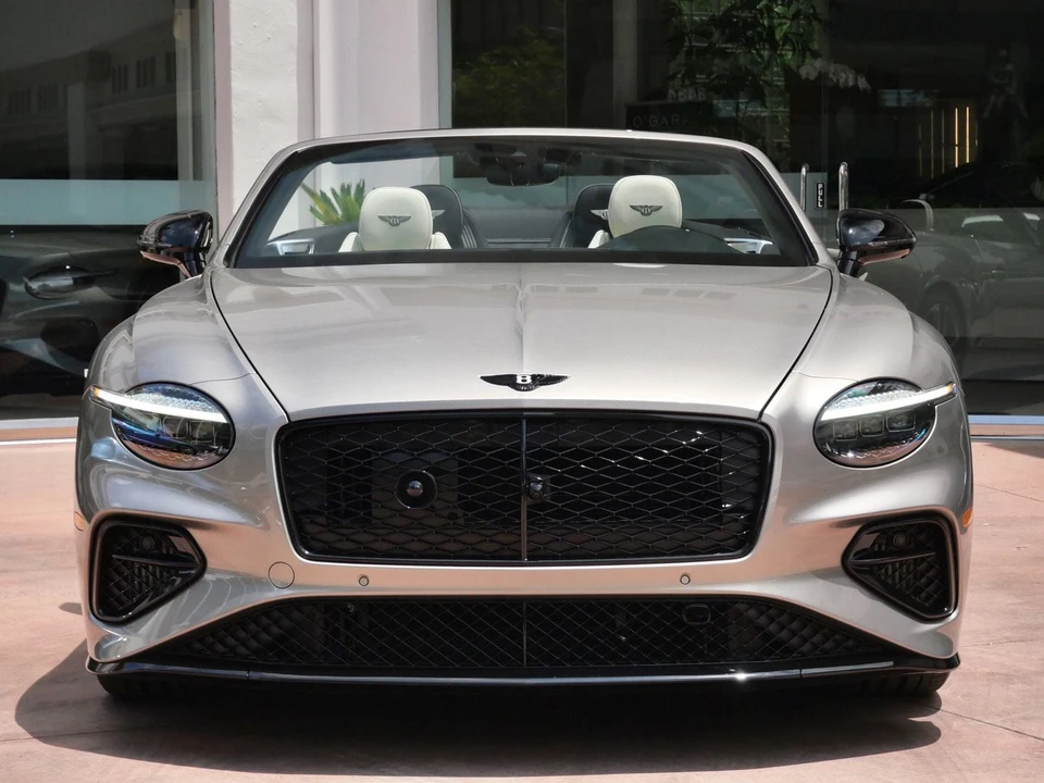 2026 Bentley Continental GTC - Image 9 of 25