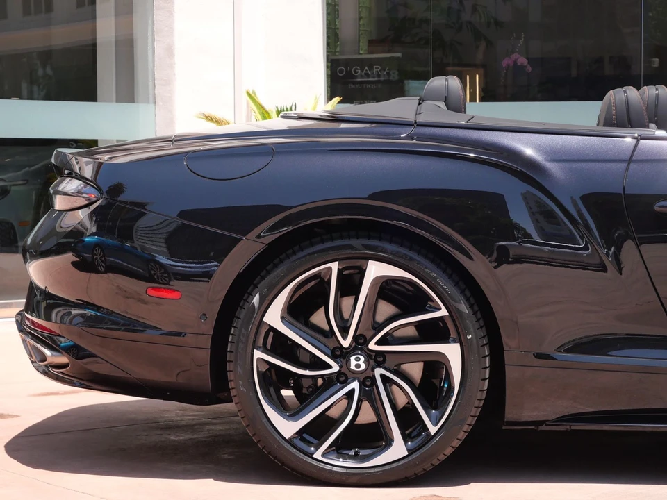 2026 Bentley Continental GTC - Image 10 of 27