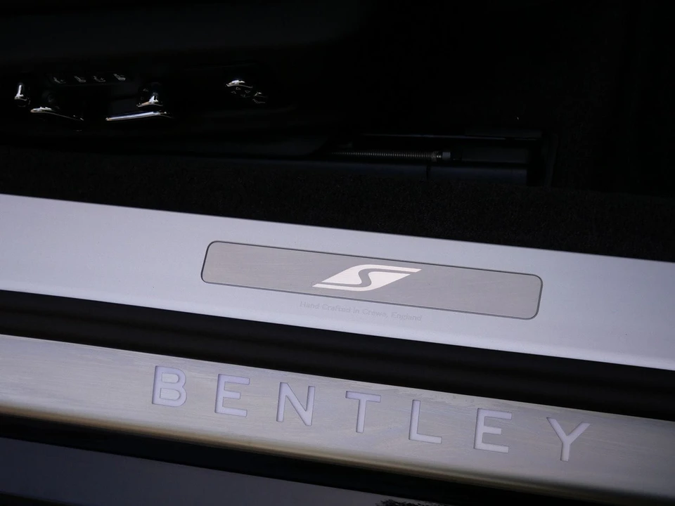 2026 Bentley Continental GTC - Image 25 of 27