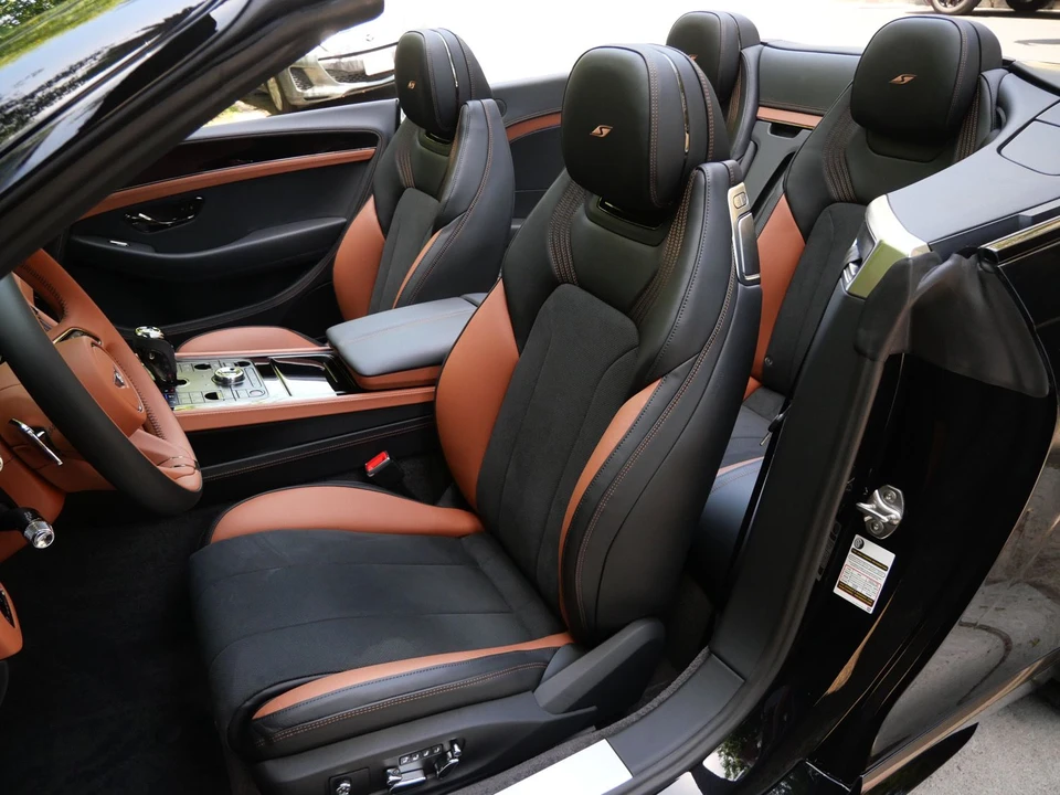 2026 Bentley Continental GTC - Image 19 of 27