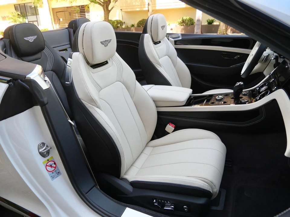 2026 Bentley Continental GTC - Image 23 of 25