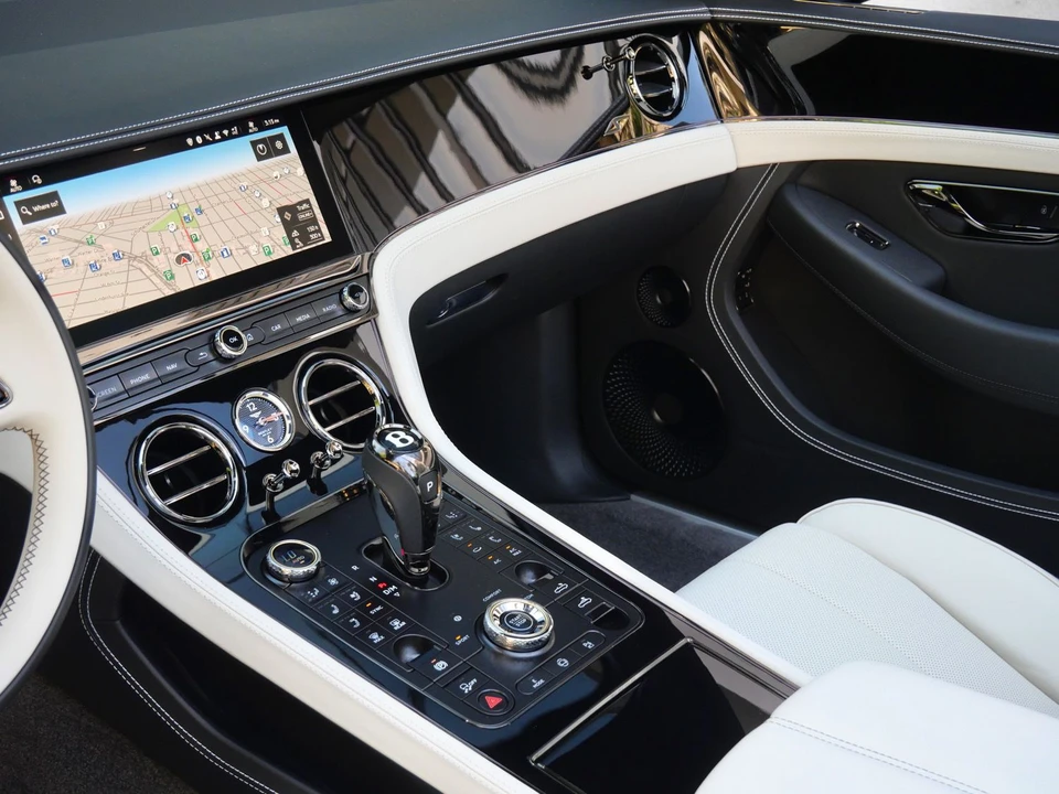 2026 Bentley Continental GTC - Image 14 of 25