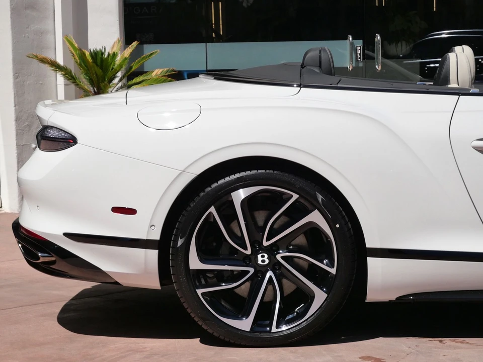 2026 Bentley Continental GTC - Image 10 of 25