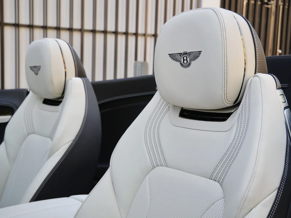 2026 Bentley Continental GTC - Image 19 of 25