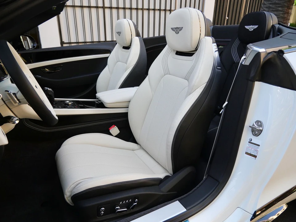2026 Bentley Continental GTC - Image 18 of 25