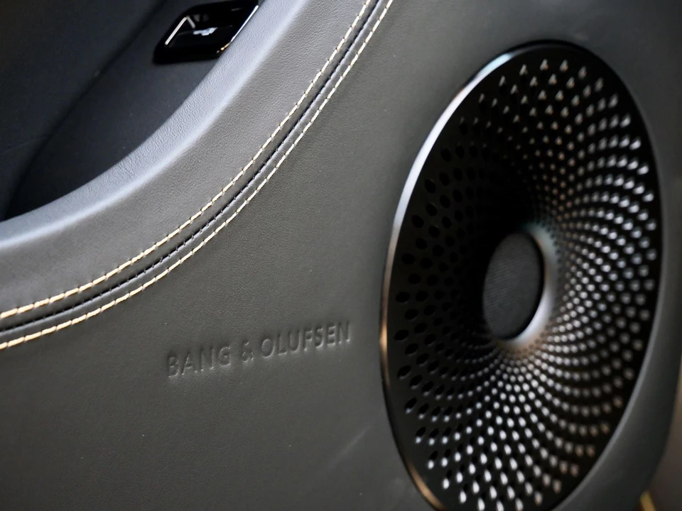 2026 Bentley Continental GTC - Image 17 of 26