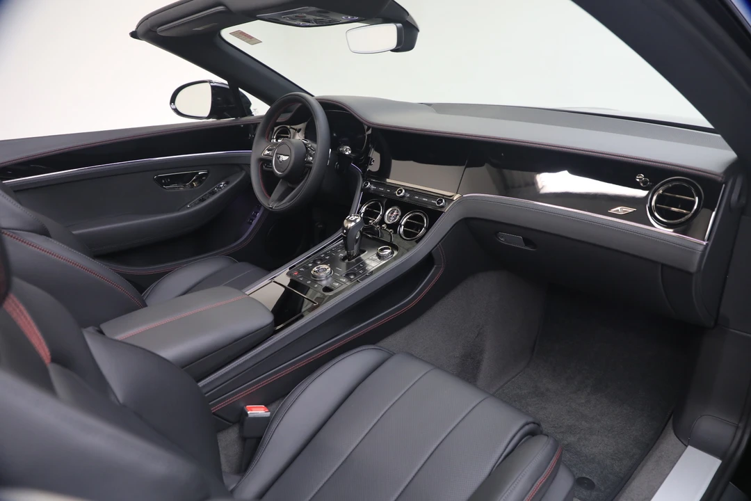 2026 Bentley Continental GTC - Image 30 of 31
