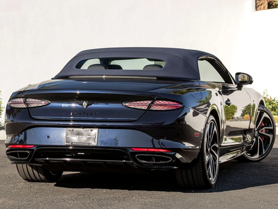 2026 Bentley Continental GTC - Image 11 of 31