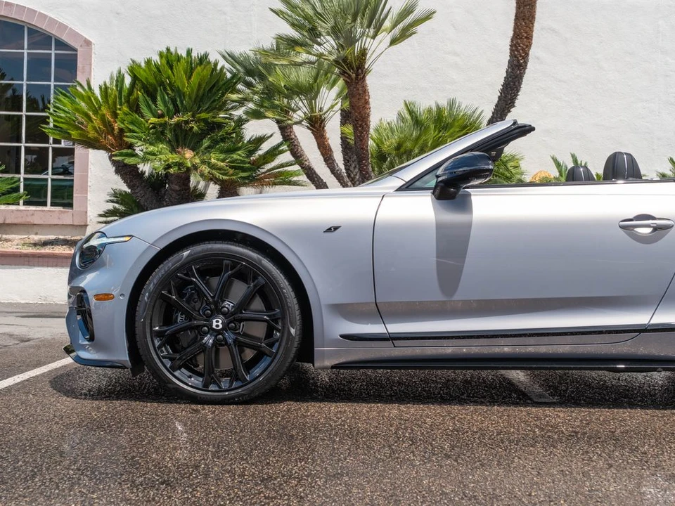 2026 Bentley Continental GTC - Image 22 of 31