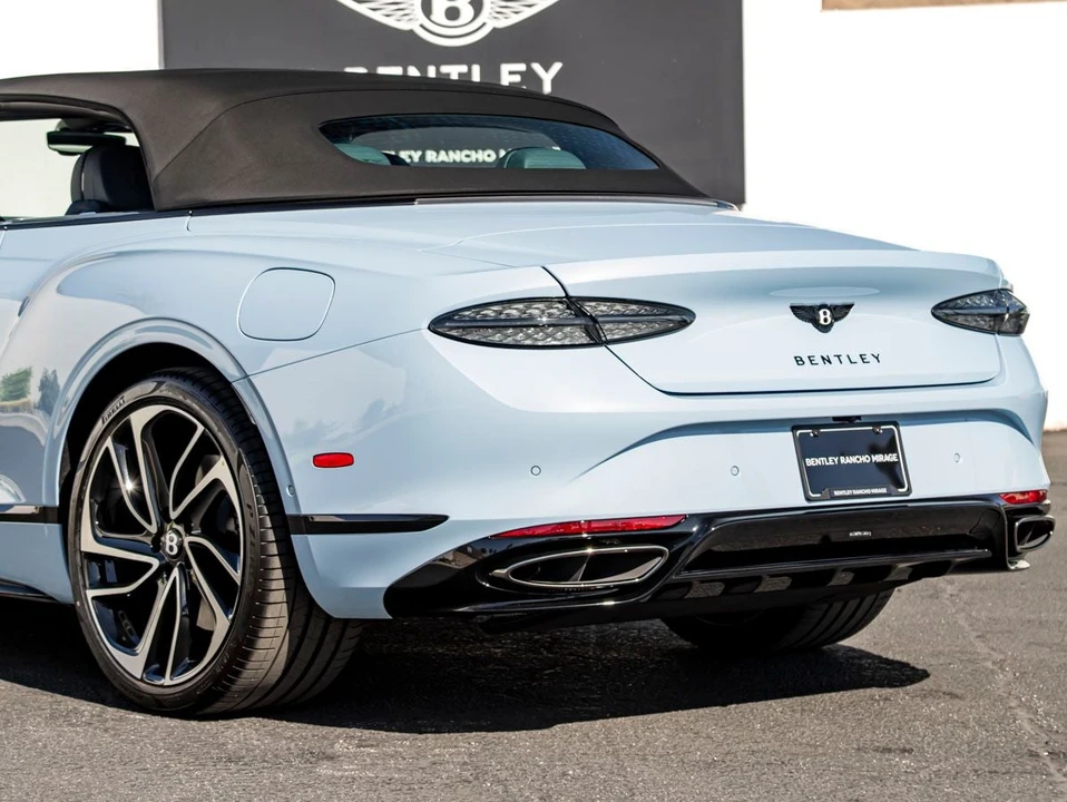 2026 Bentley Continental GTC - Image 14 of 31
