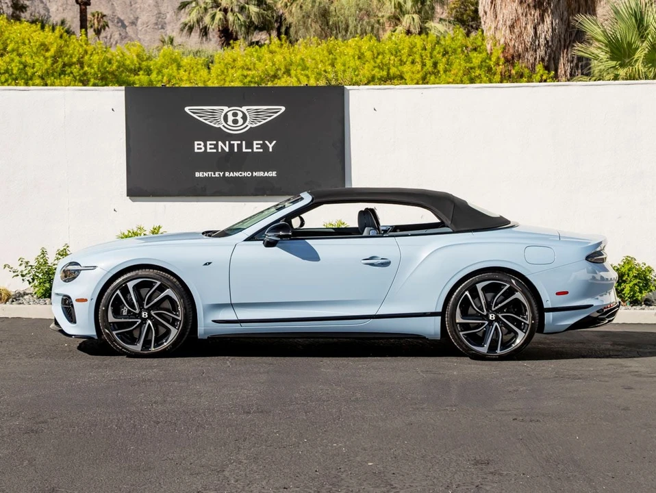 2026 Bentley Continental GTC - Image 15 of 31