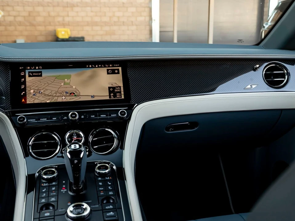 2026 Bentley Continental GTC - Image 25 of 31
