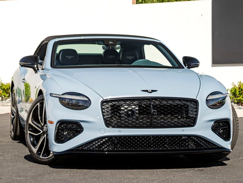 2026 Bentley Continental GTC - Image 9 of 31