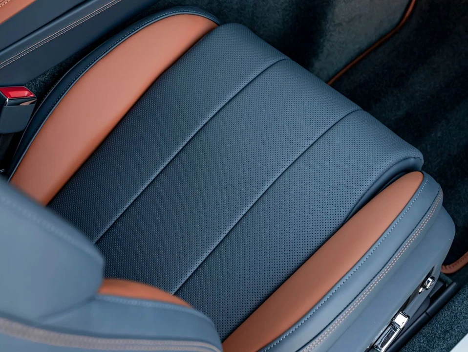 2026 Bentley Continental GTC - Image 30 of 31