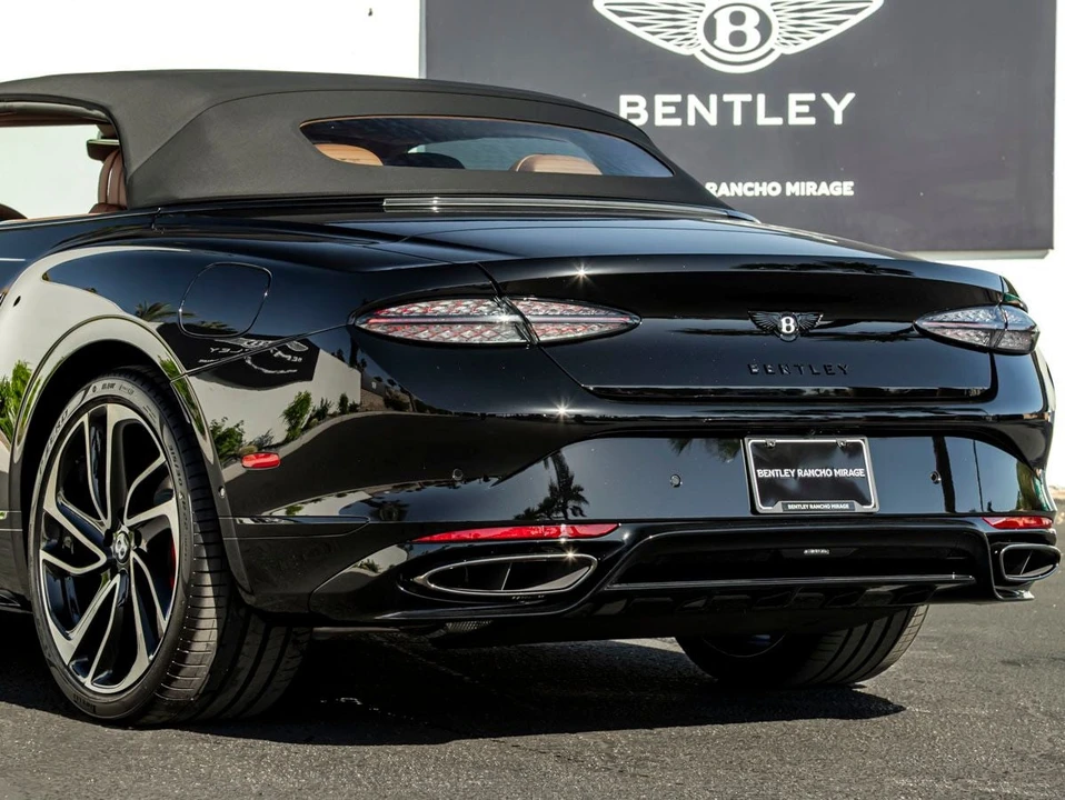 2026 Bentley Continental GTC - Image 14 of 31