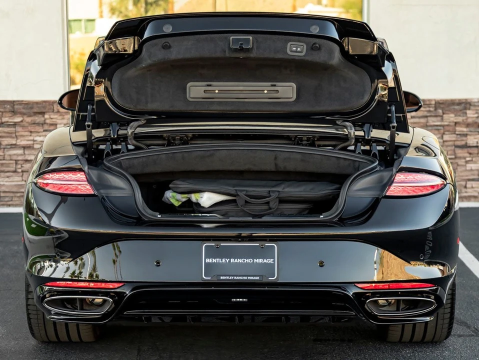 2026 Bentley Continental GTC - Image 29 of 31