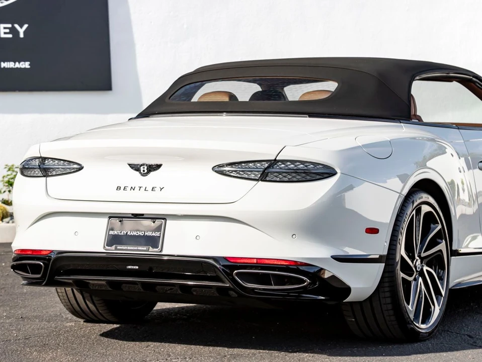 2026 Bentley Continental GTC - Image 12 of 31