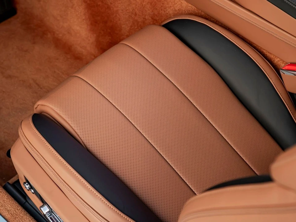 2026 Bentley Continental GTC - Image 19 of 31