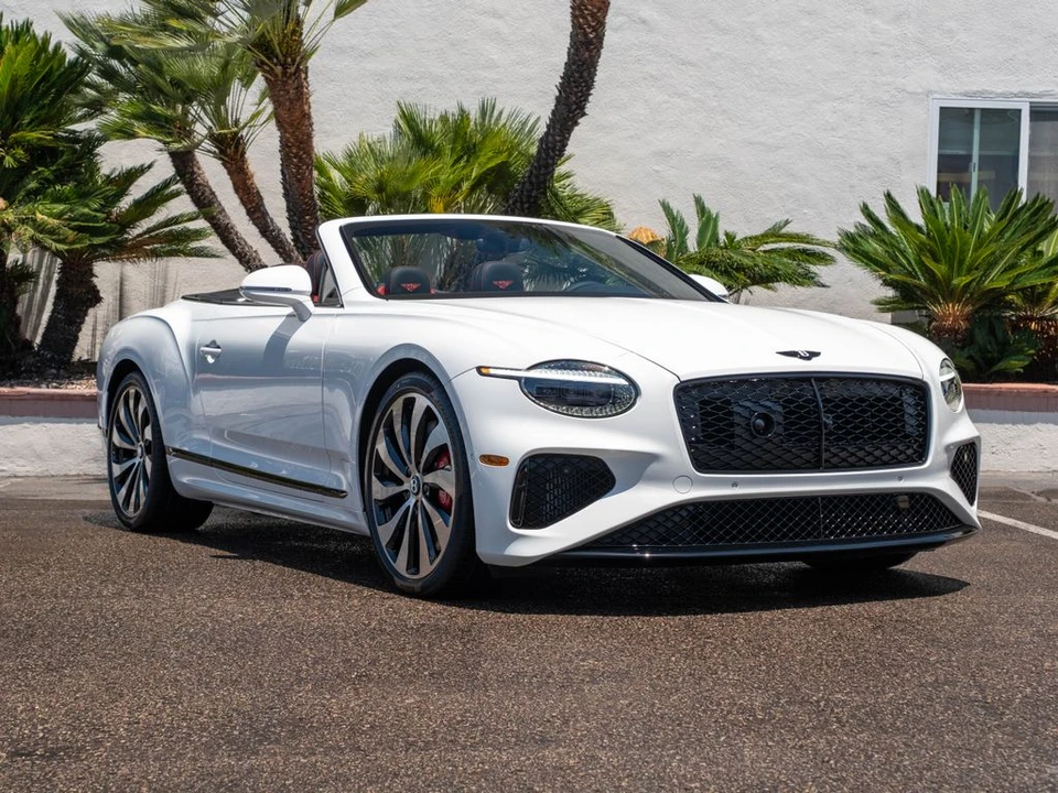 2026 Bentley Continental - Image 30 of 31