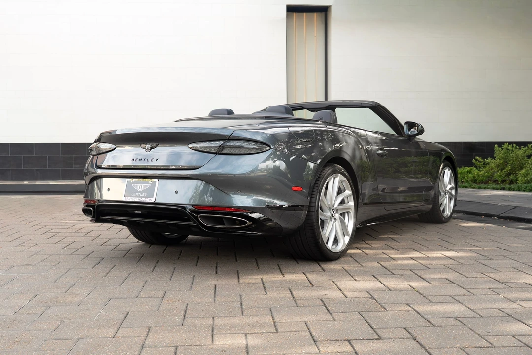 2026 Bentley Continental GTC - Image 19 of 27