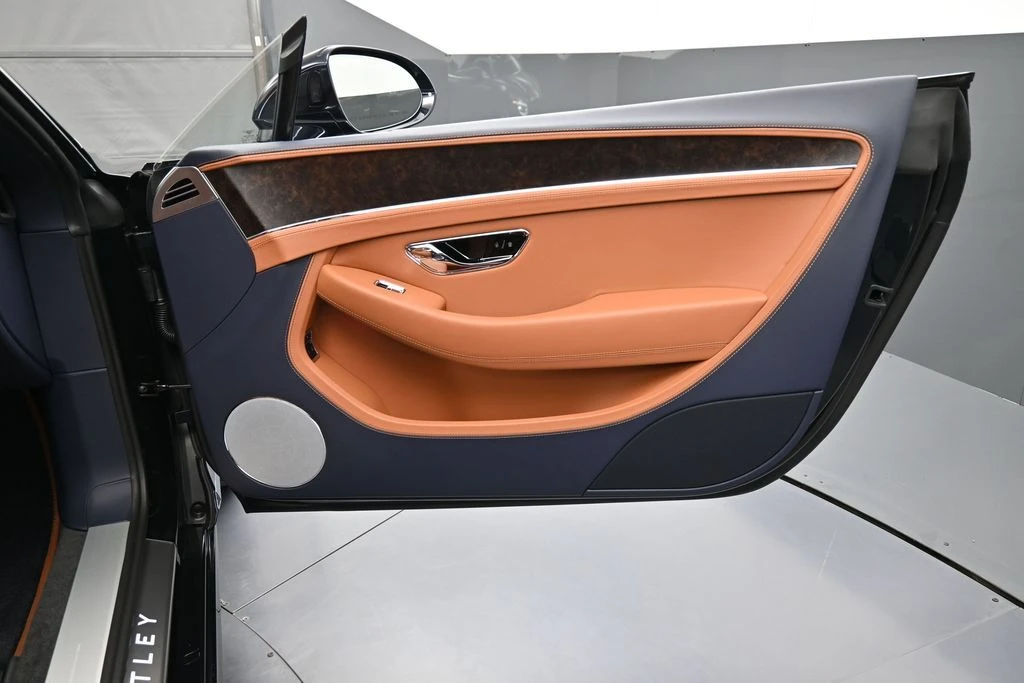 2026 Bentley Continental GTC - Image 26 of 31