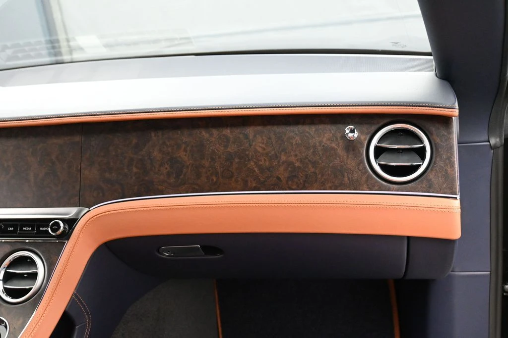 2026 Bentley Continental GTC - Image 29 of 31