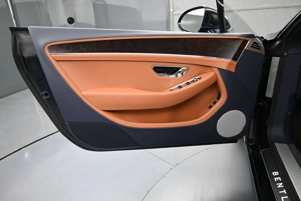 2026 Bentley Continental GTC - Image 15 of 31
