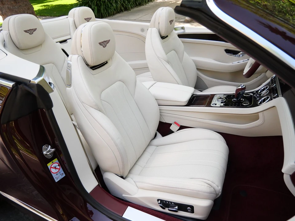 2026 Bentley Continental GTC - Image 23 of 25