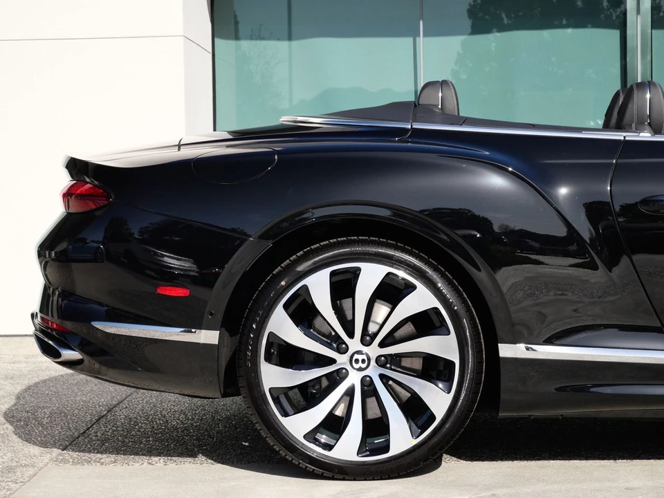 2026 Bentley Continental GTC - Image 8 of 21