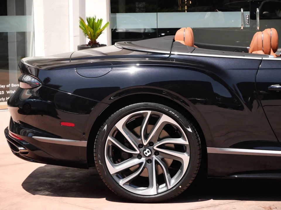 2026 Bentley Continental - Image 8 of 24
