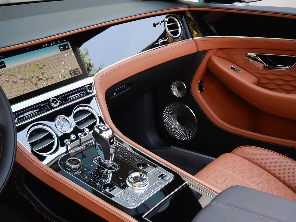 2026 Bentley Continental - Image 14 of 24