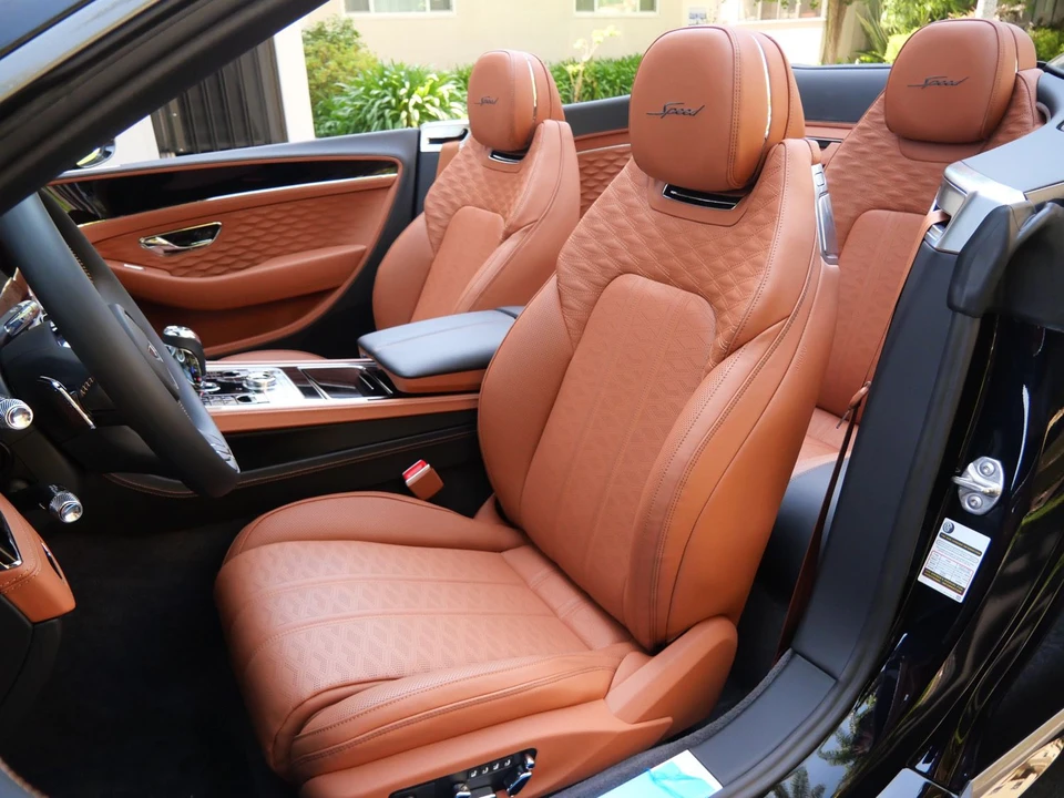 2026 Bentley Continental - Image 17 of 24