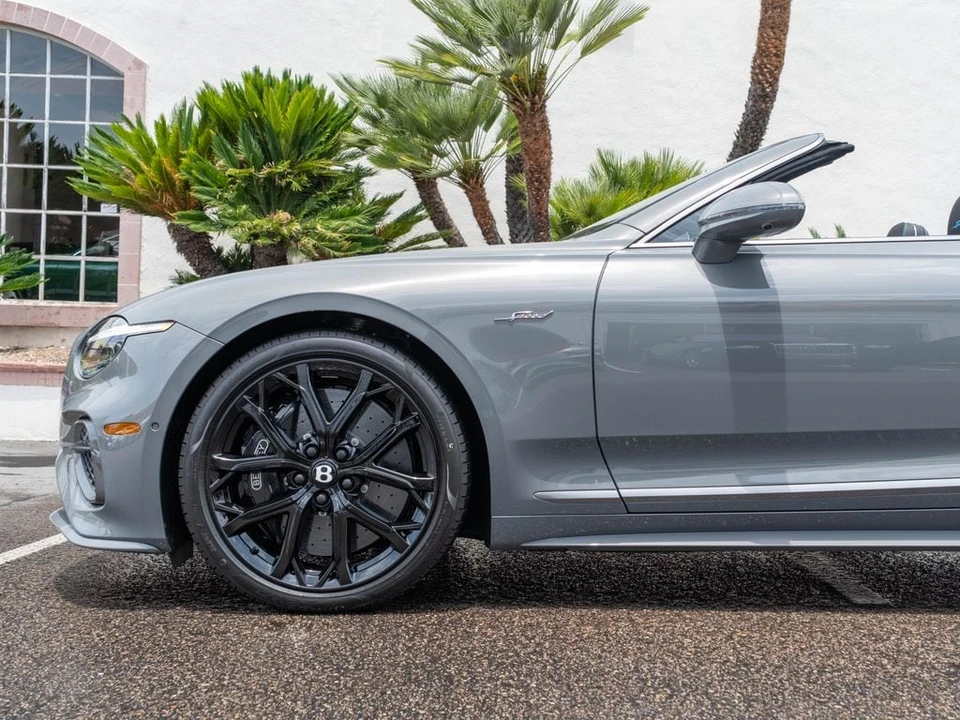 2026 Bentley Continental - Image 23 of 31